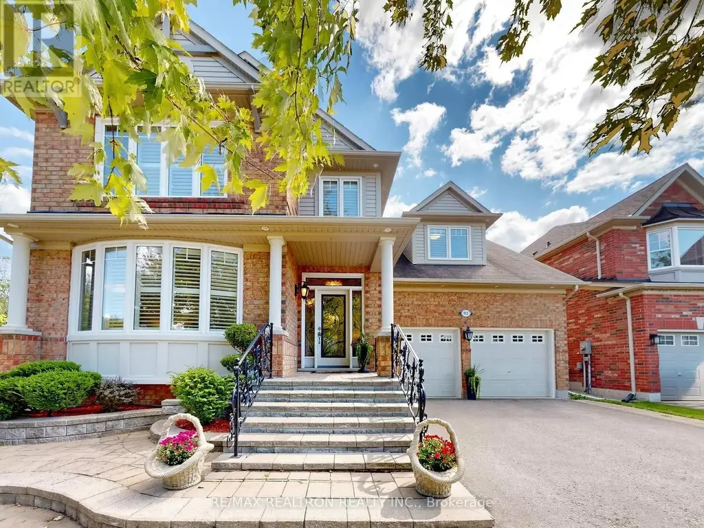 92 Clausfarm Lane, Whitchurch-Stouffville (Stouffville)