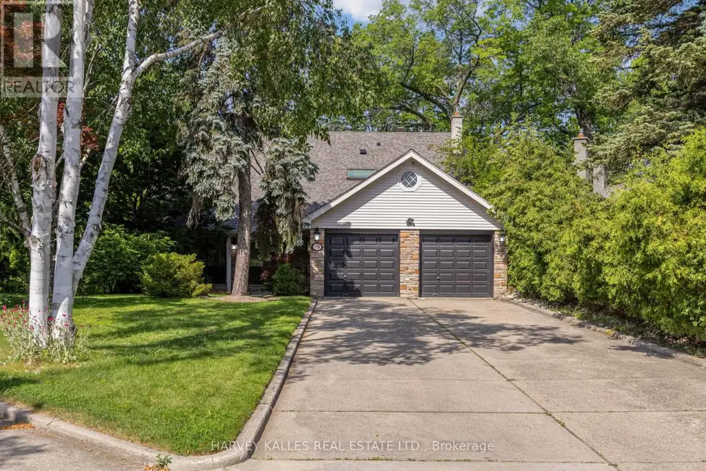 19 Ridgegate Crescent, Toronto (Stonegate-Queensway)