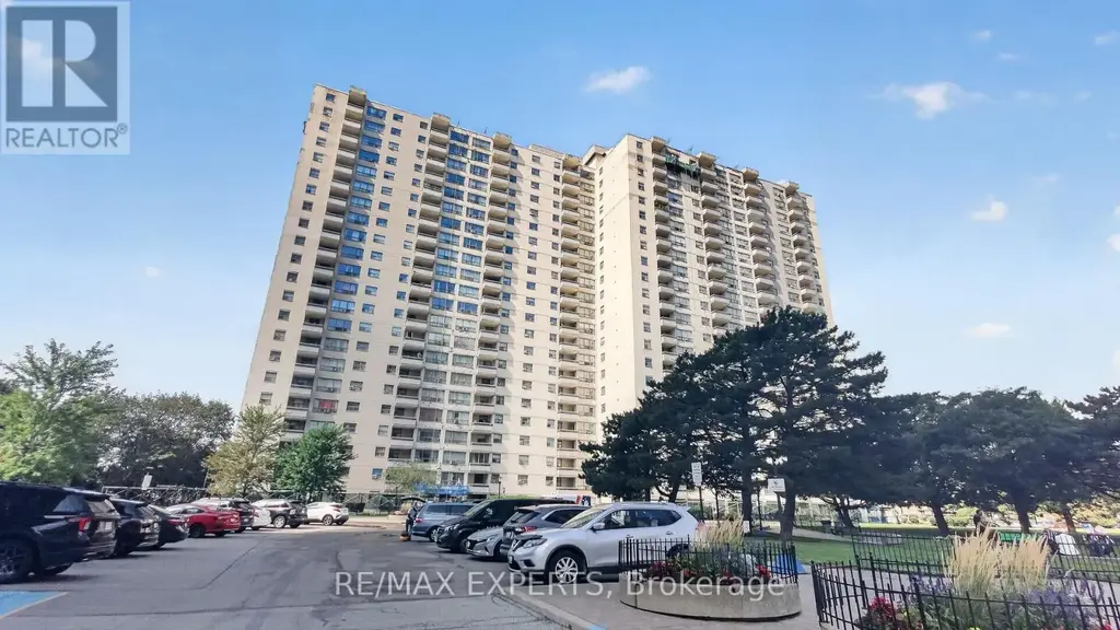 1703 - 390 Dixon Road, Toronto (Kingsview Village-The Westway)