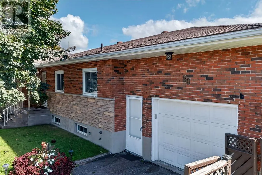 20 Coulson Street, Capreol