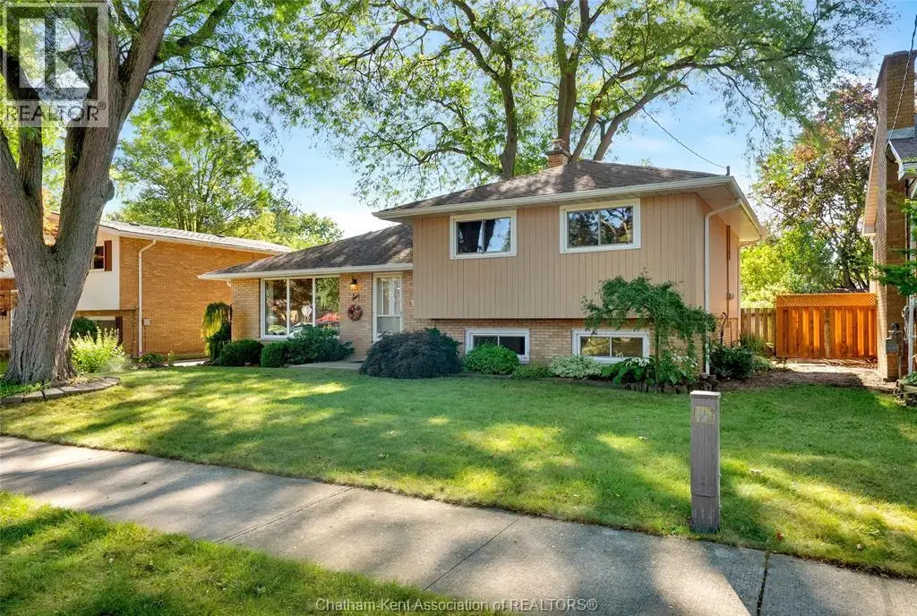 6 Macmillan Crescent, Chatham