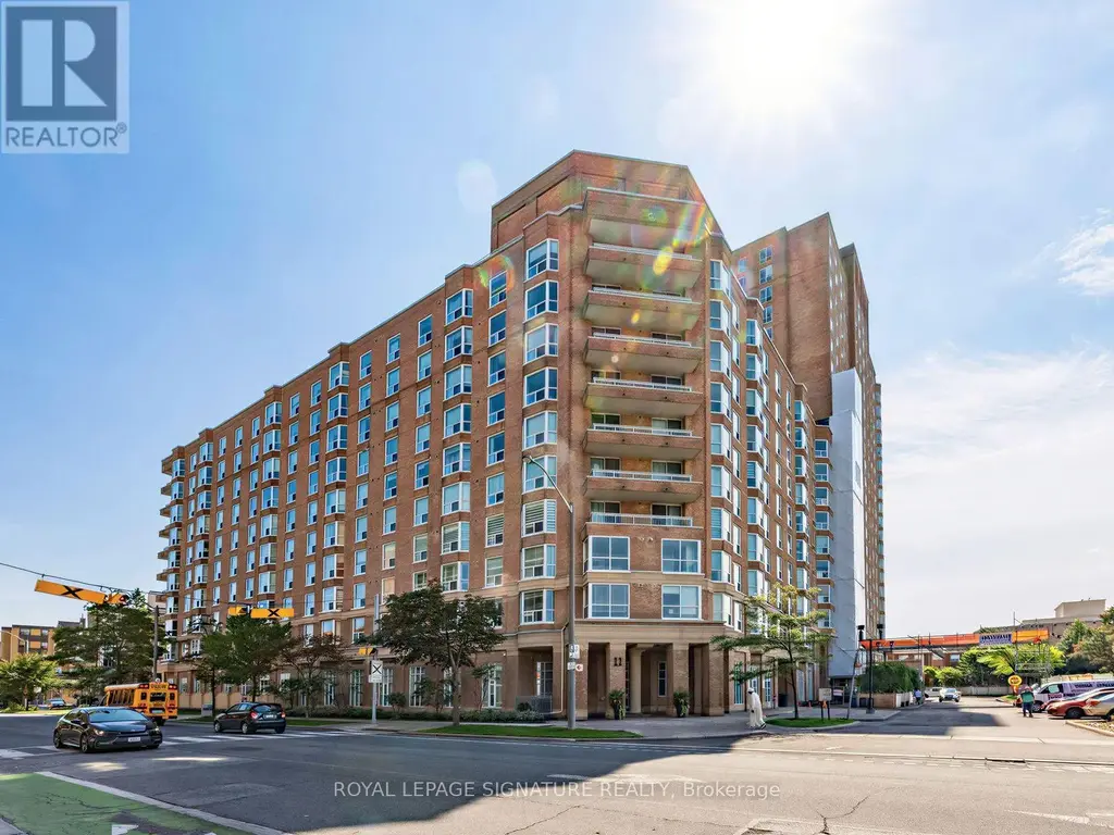 807 - 11 Thorncliffe Park Drive, Toronto (Thorncliffe Park)