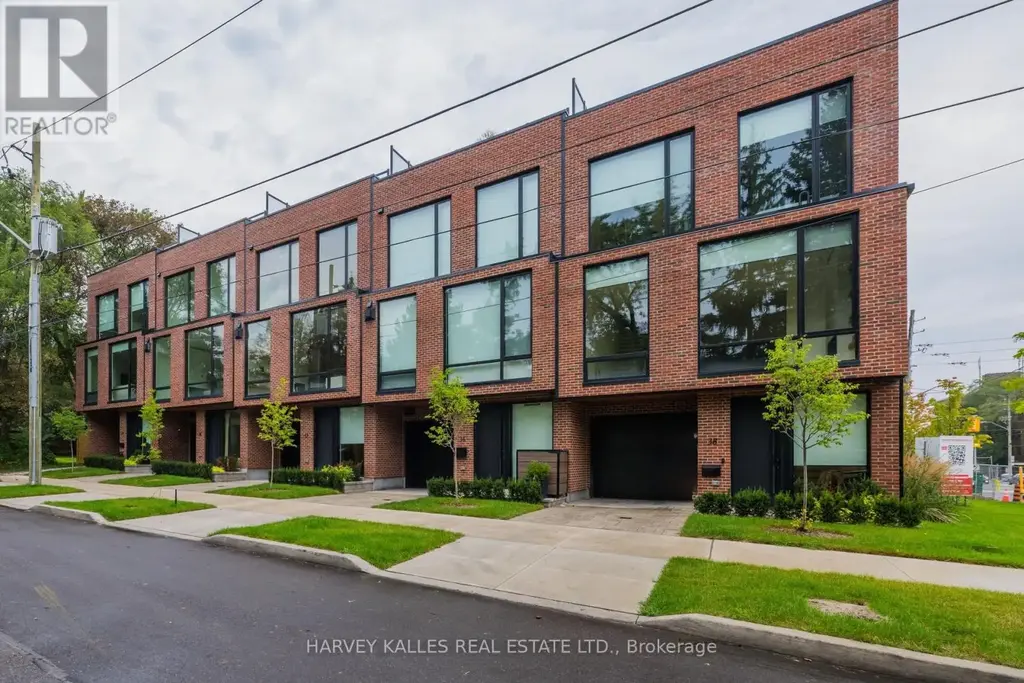 32 Evergreen Gardens, Toronto (Leaside)