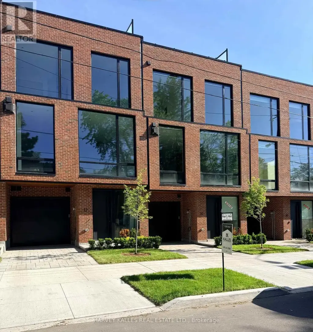 32 Evergreen Gardens, Toronto (Leaside)