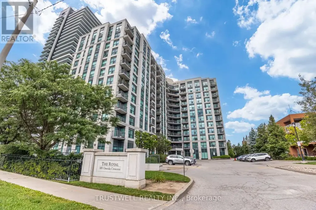 808 - 185 Oneida Crescent, Richmond Hill (Langstaff)