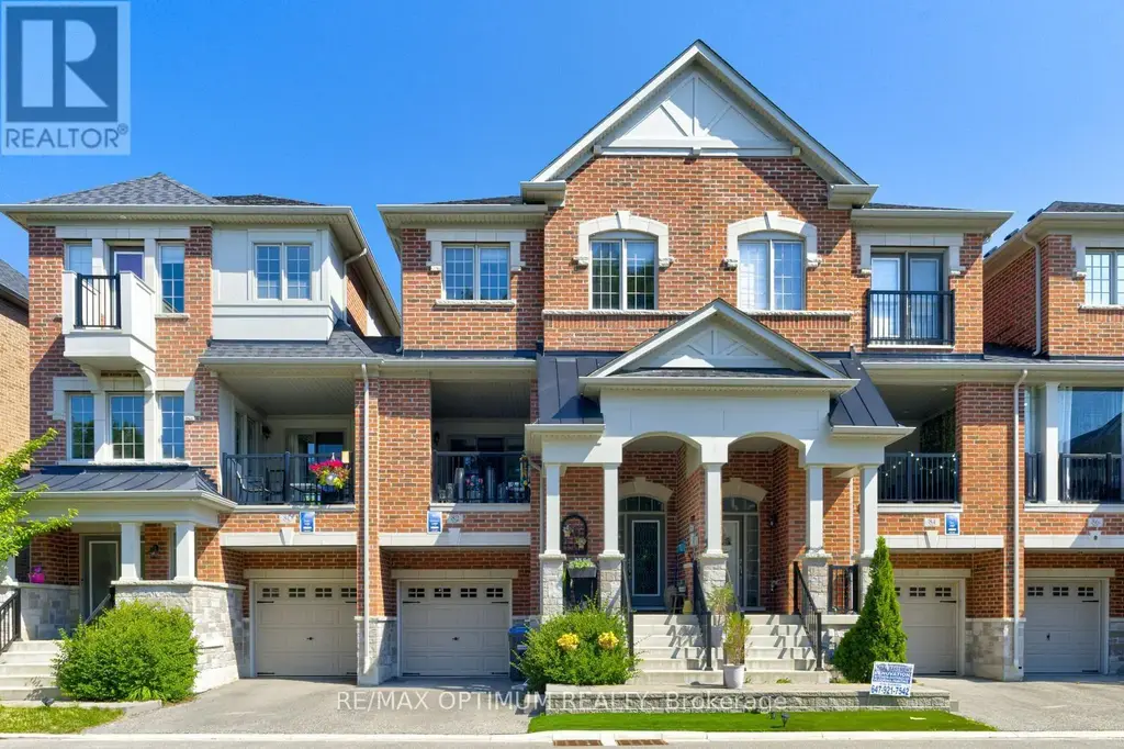 82 Oakmore Lane, Brampton (Bram West)
