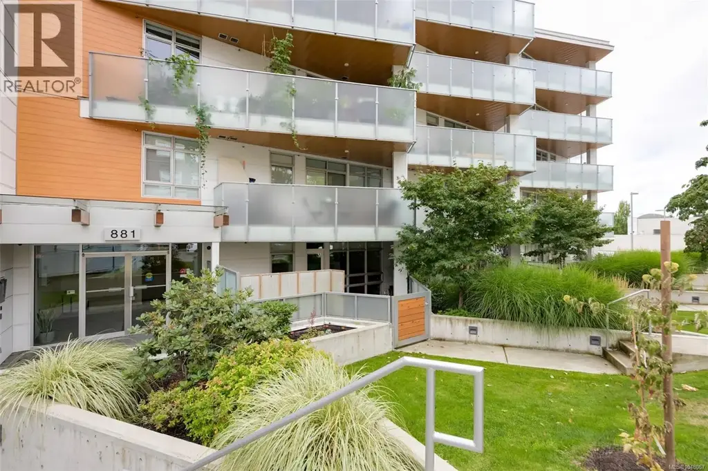 103 881 Short St, Saanich