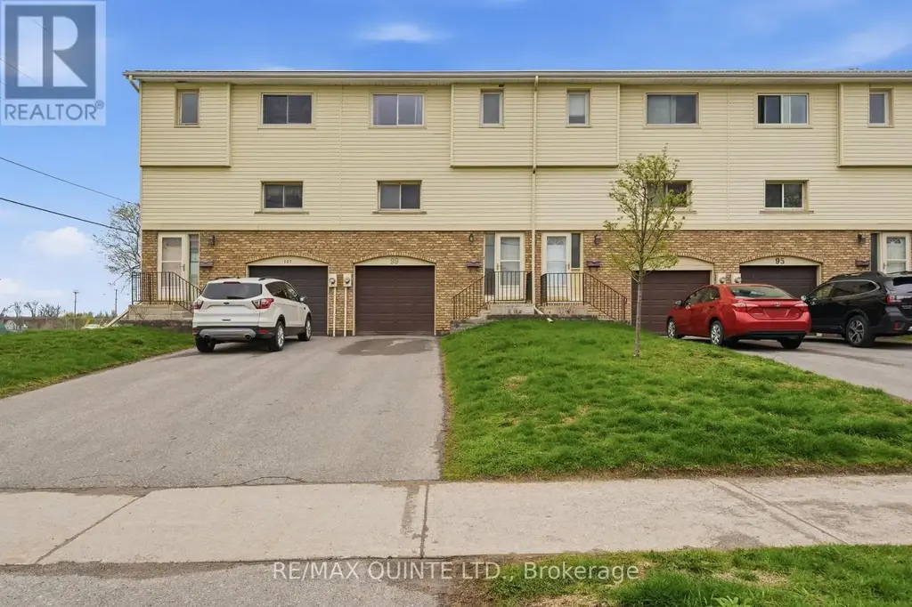 2 - 99 Dunnett Boulevard, Belleville (Belleville Ward)