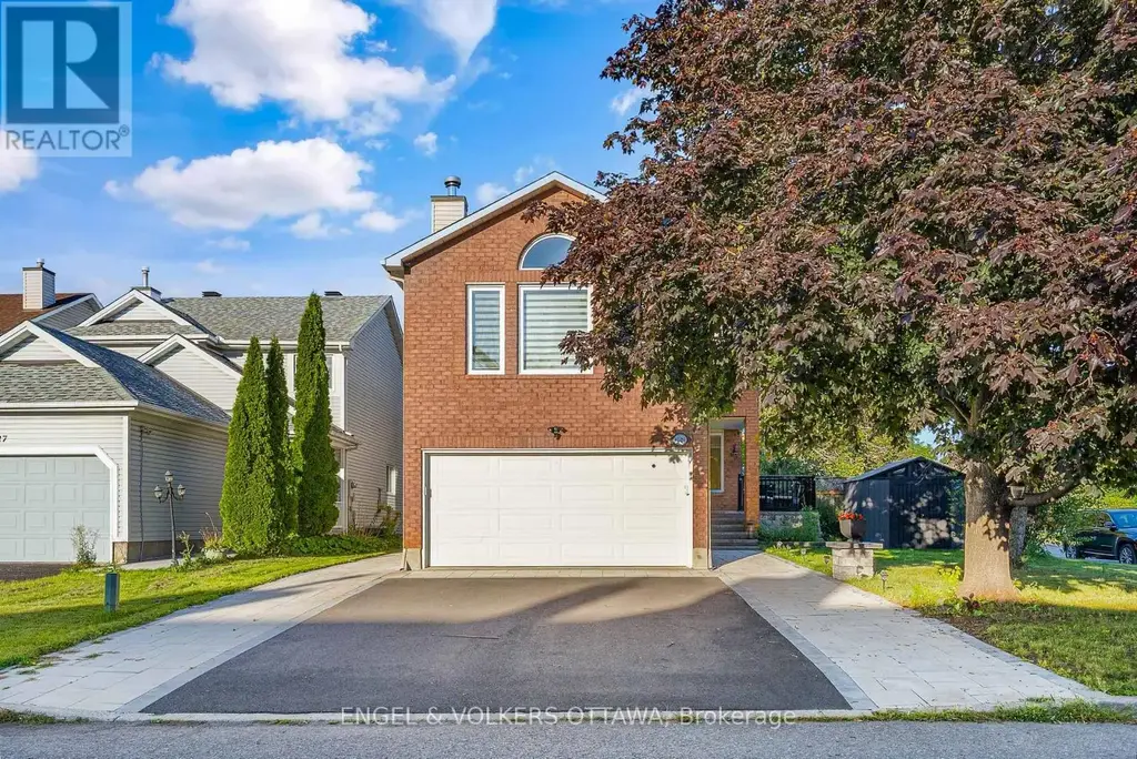 6529 Tooney Drive, Ottawa
