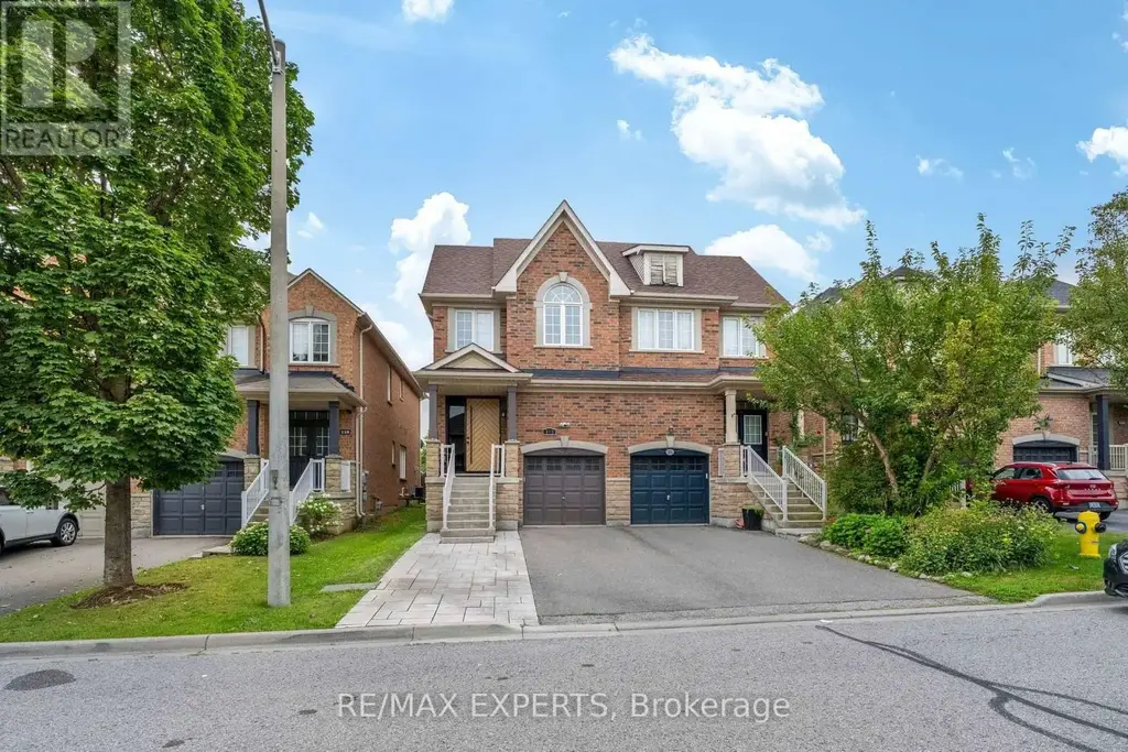 108 Westolivia Trail, Vaughan (Patterson)