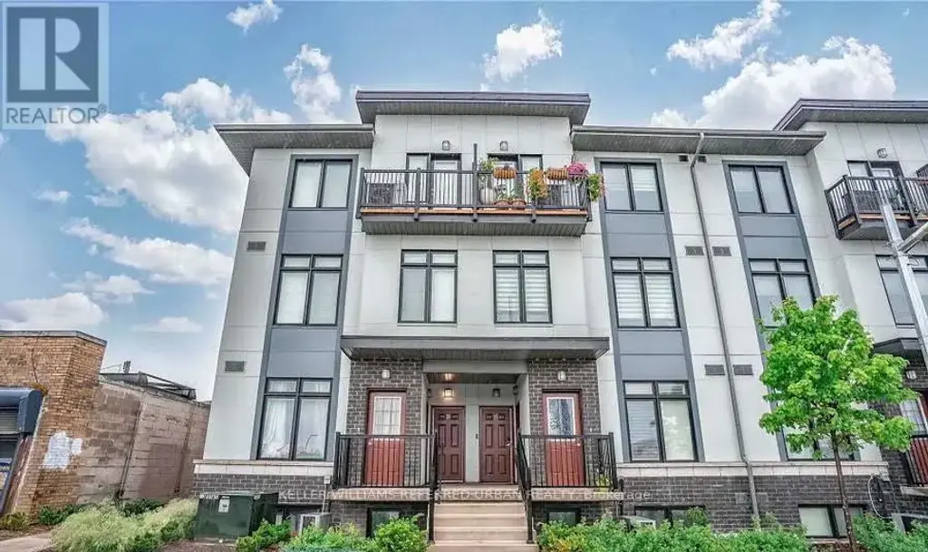 25 - 630 Rogers Road, Toronto (Keelesdale-Eglinton West)