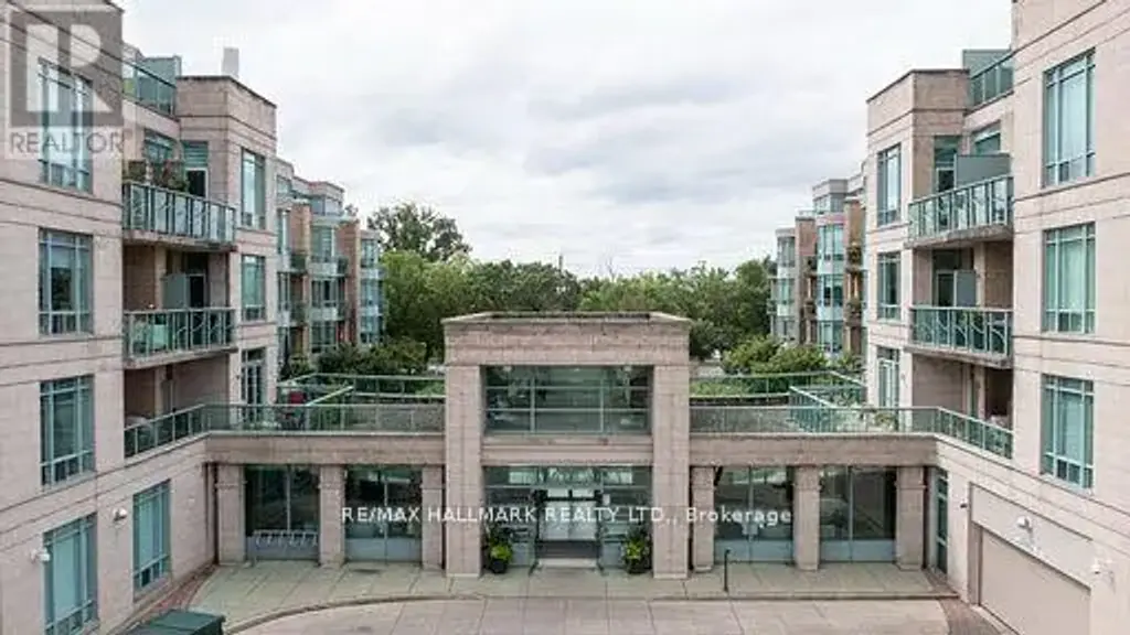 222 - 35 Boardwalk Drive, Toronto (The Beaches)