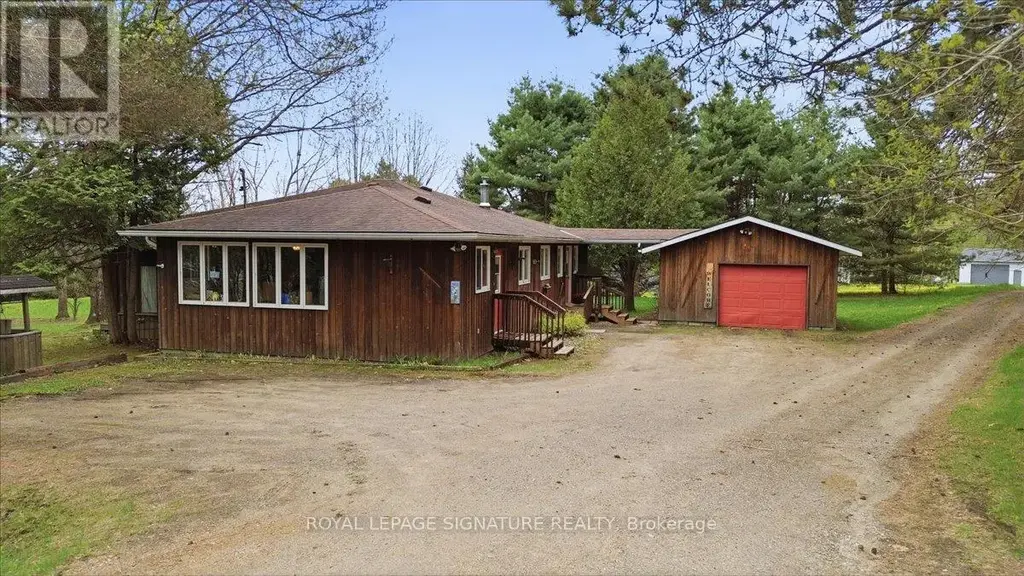 2212-1 Highway 60, Lake of Bays (Sinclair)