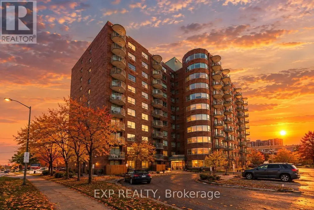 1004 - 1440 Heron Road, Ottawa