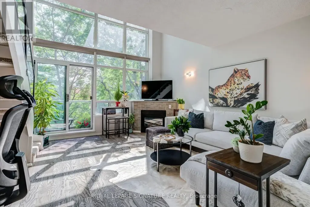 203 - 200 Manitoba Street, Toronto (Mimico)