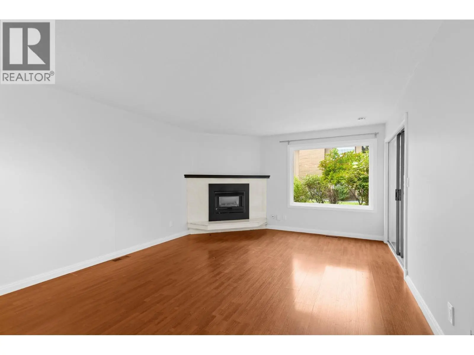1660 Ufton Court Unit# 103. Kelowna, British Columbia
