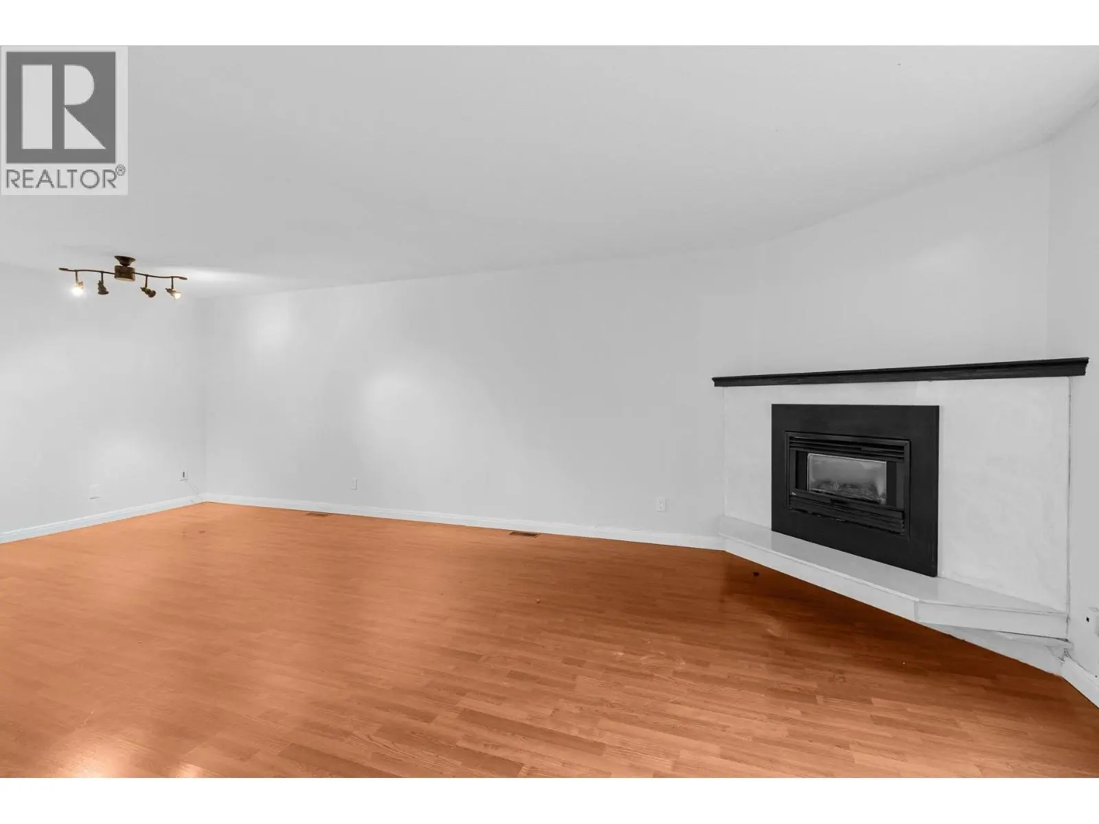 1660 Ufton Court Unit# 103. Kelowna, British Columbia