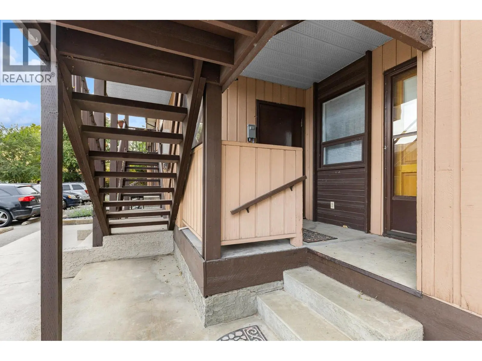 1660 Ufton Court Unit# 103. Kelowna, British Columbia