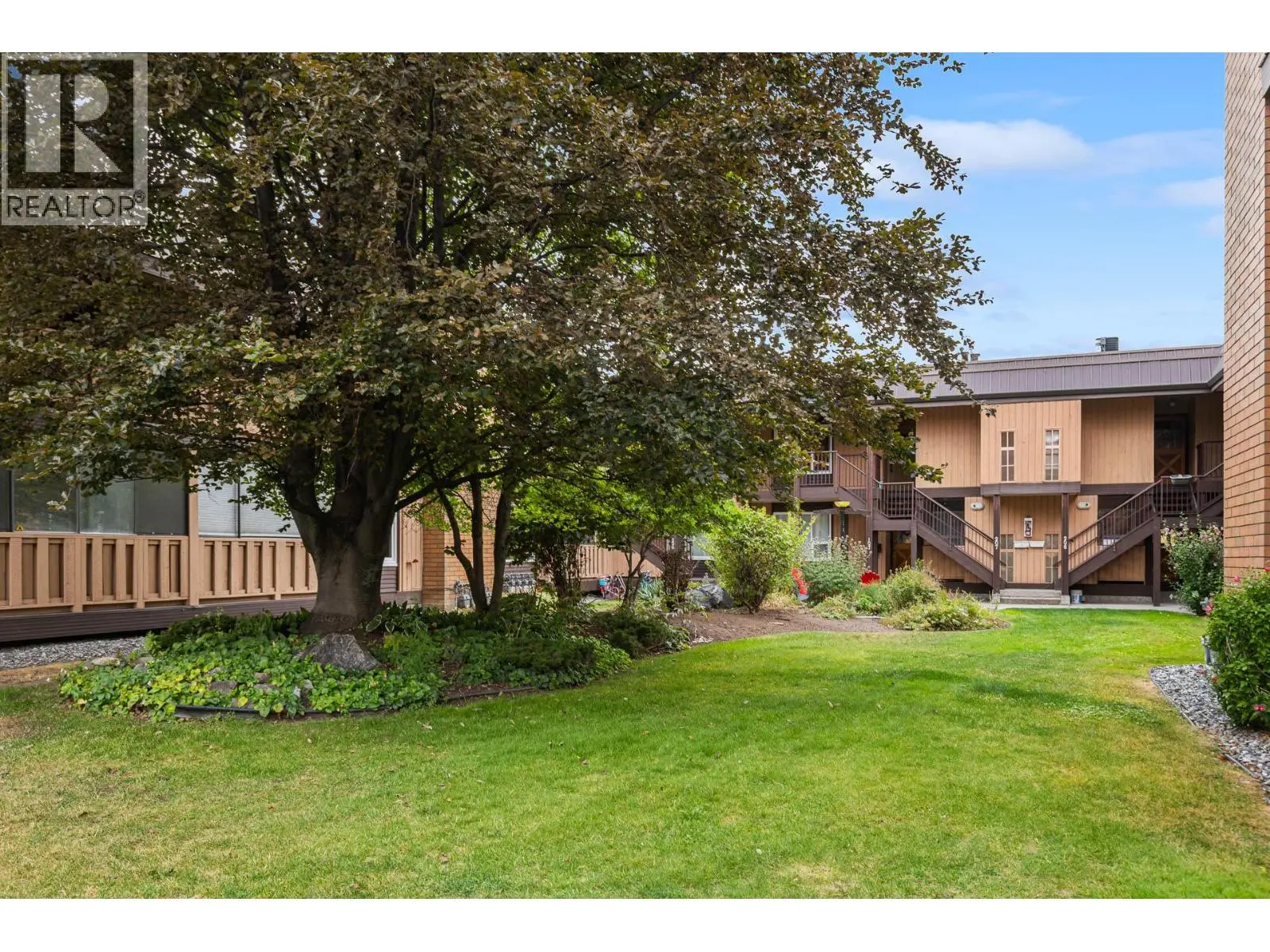 1660 Ufton Court Unit# 103. Kelowna, British Columbia