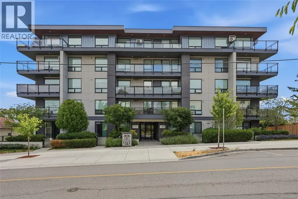 104 119 Haliburton St, Nanaimo