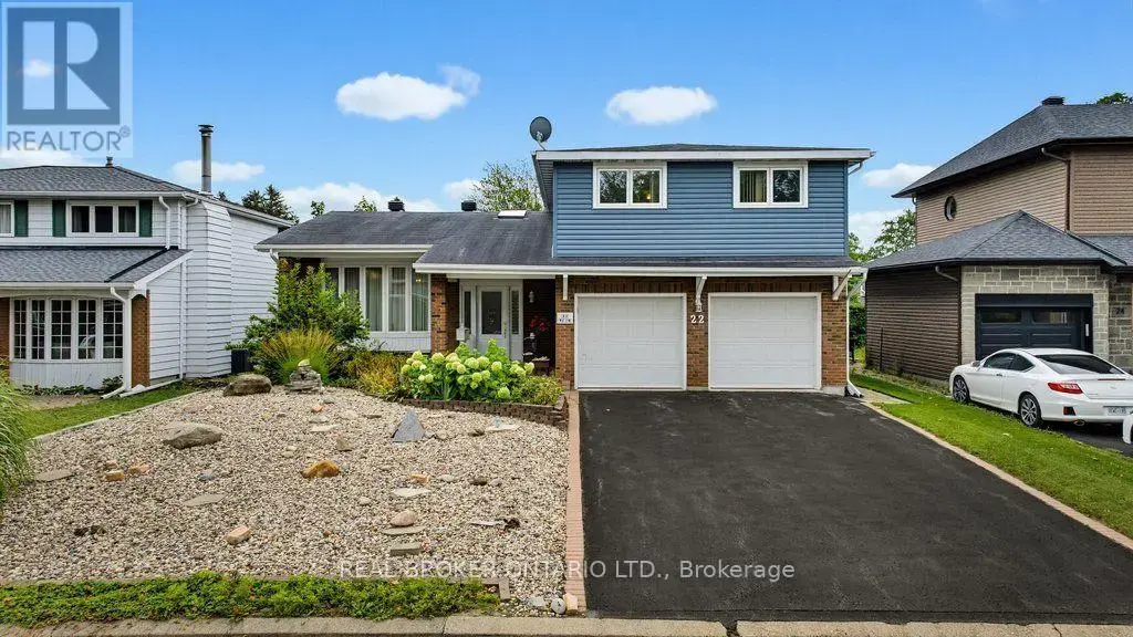 22 Woodhill Crescent, Ottawa