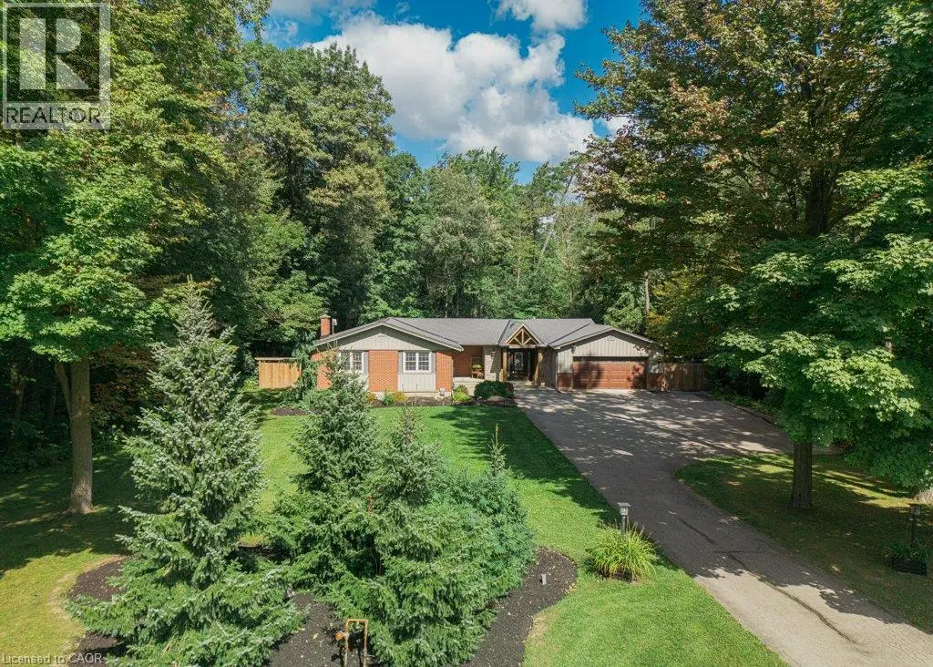 1376 Cedar Creek Road, North Dumfries