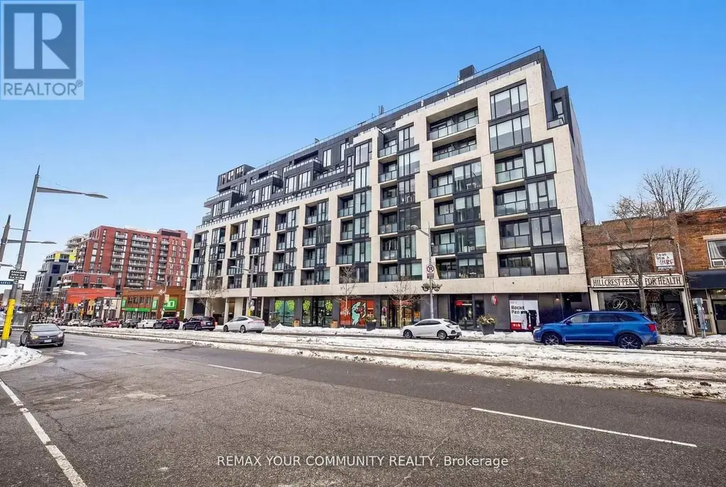 808 - 840 St Clair Avenue W, Toronto (Oakwood Village)