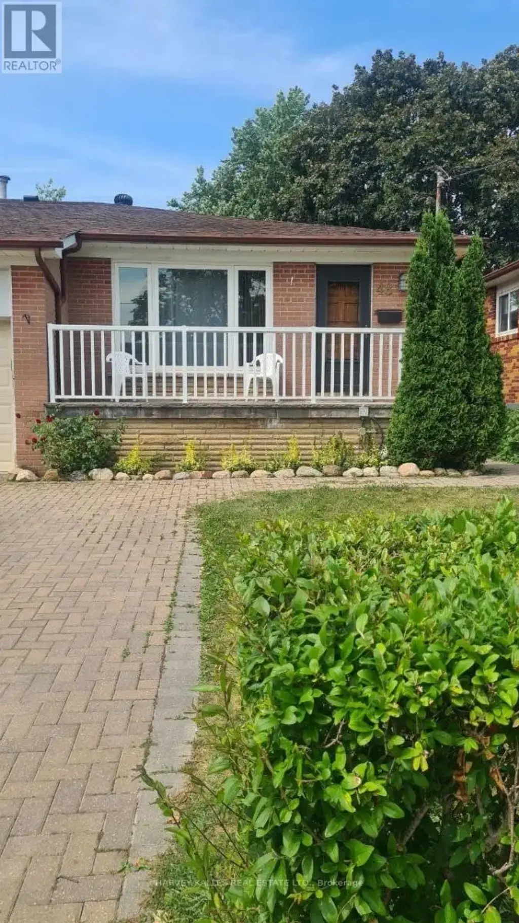48 Green Bush Road, Toronto (Newtonbrook West)