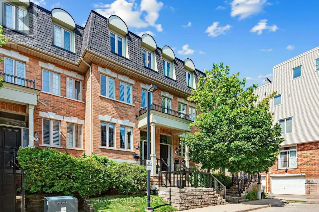 18 Sargent Lane, Toronto (East End-Danforth)