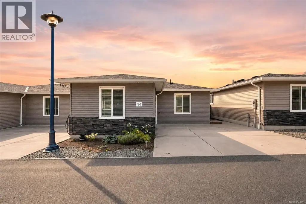 44 7650 Qwuc Chus Lane, Central Saanich
