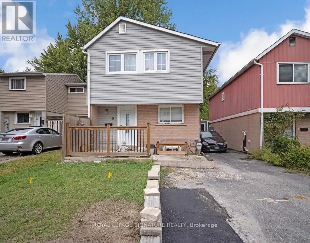 Room 1 - 19 Gatsby Square, Brampton (Northgate)