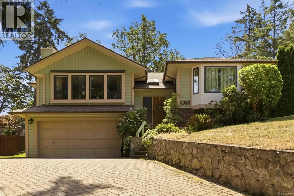 4350 Faithwood Rd, Saanich