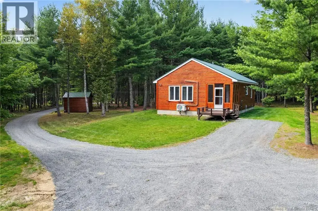 35 Cook Lane, Cains River