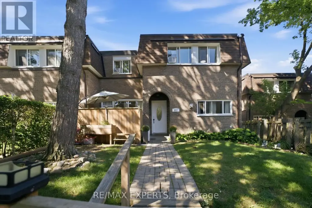 853 - 30 Tandridge Crescent, Toronto (Elms-Old Rexdale)
