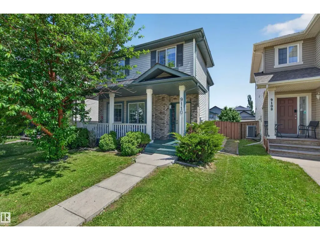 9110 Scott Cr Nw, Edmonton