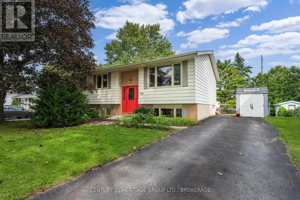912 Safari Drive, Kingston (North of Taylor-Kidd Blvd)