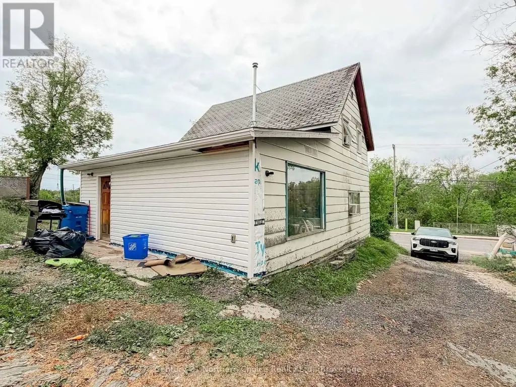 35 Parsons Street, Kenora (Norman)