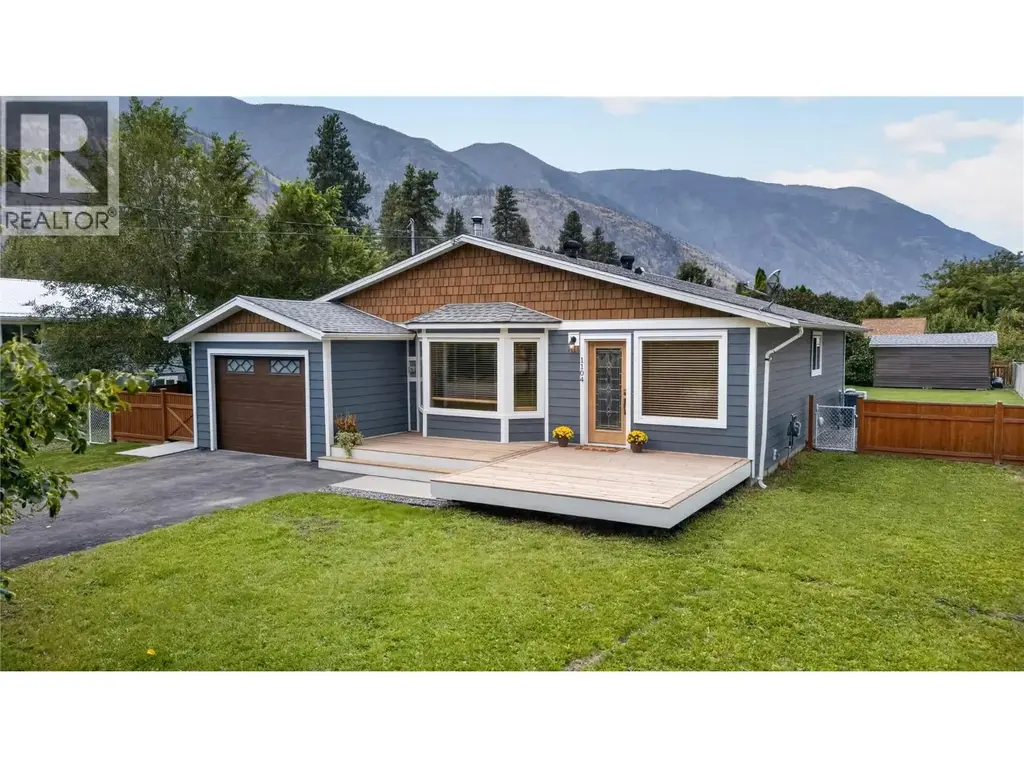 1104 7th Street, Keremeos