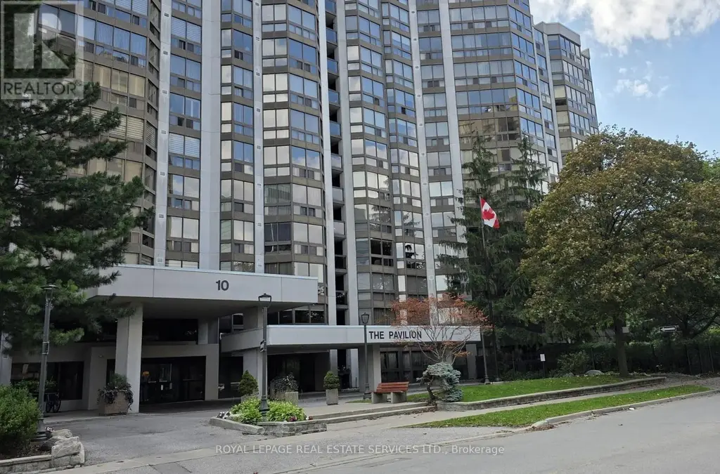 301 - 10 Kenneth Avenue, Toronto (Willowdale East)