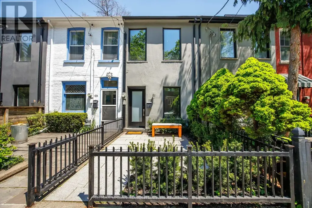 119 Trinity Street, Toronto (Moss Park)
