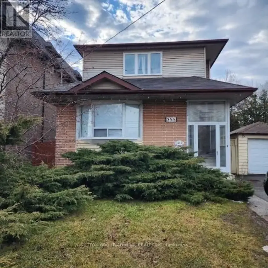 355 Patricia Avenue, Toronto (Newtonbrook West)
