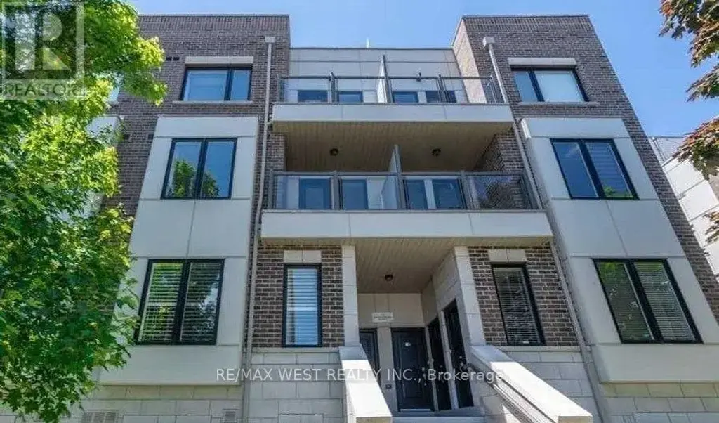 213 - 252 Royal York Road, Toronto (Mimico)