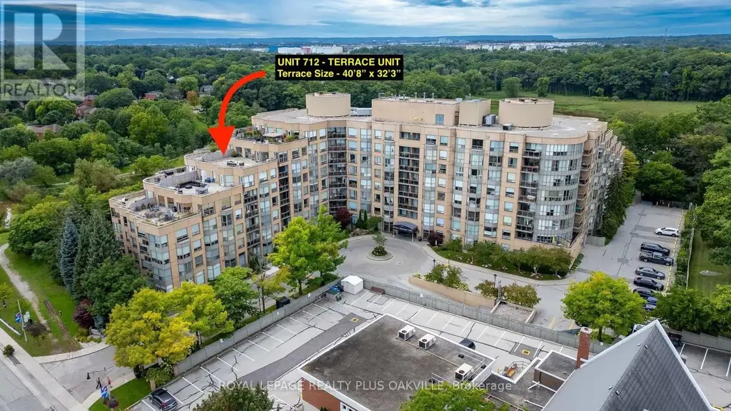 712 - 2511 Lakeshore Road W, Oakville (BR Bronte)