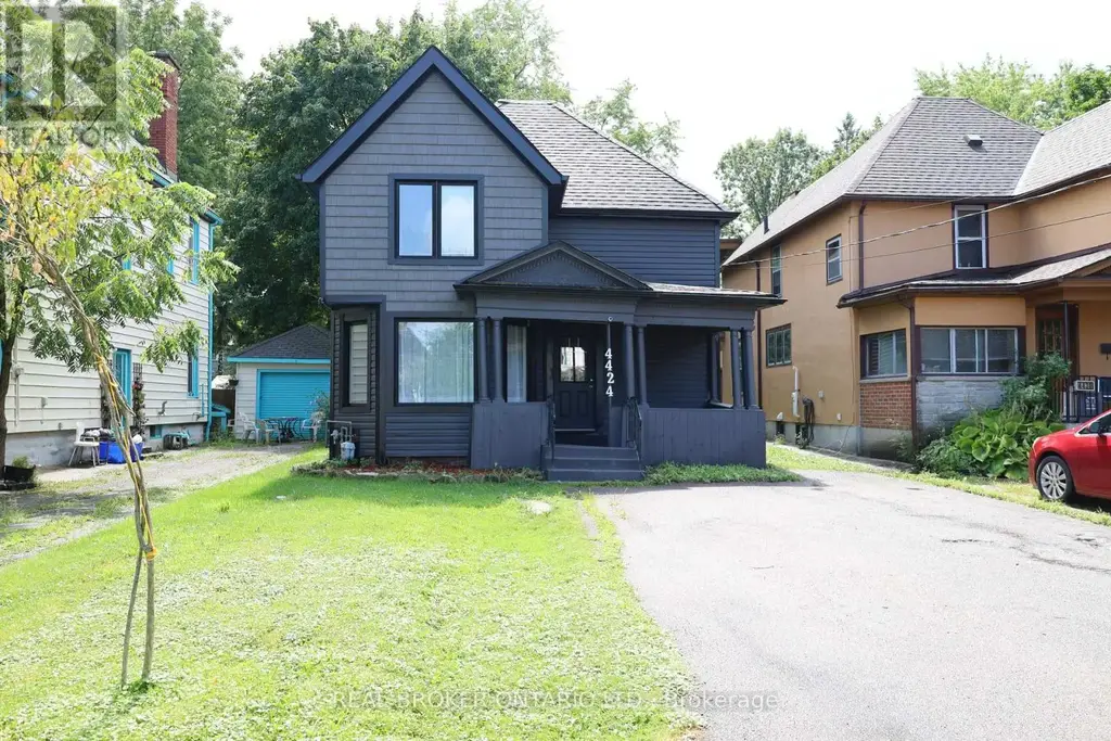 4424 Ellis Street, Niagara Falls (Downtown)