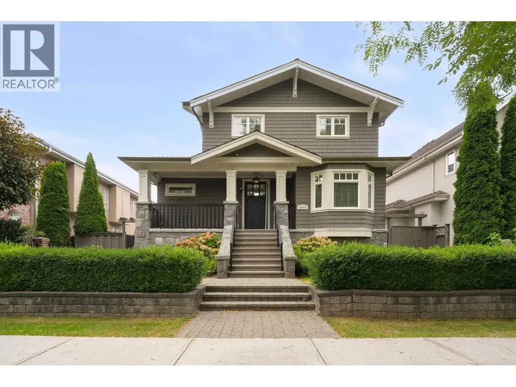 3955 Dundas Street, Burnaby