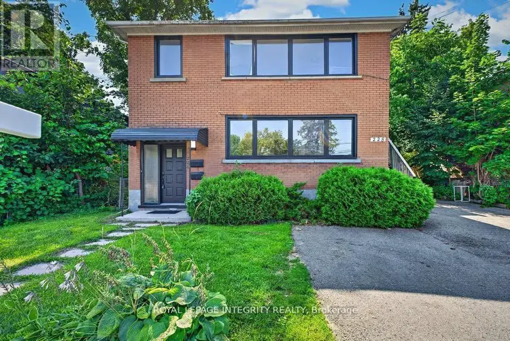 228 Woodroffe Avenue, Ottawa