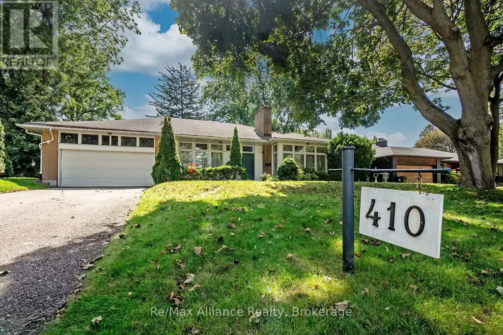 410 The Kingsway, Toronto (Princess-Rosethorn)