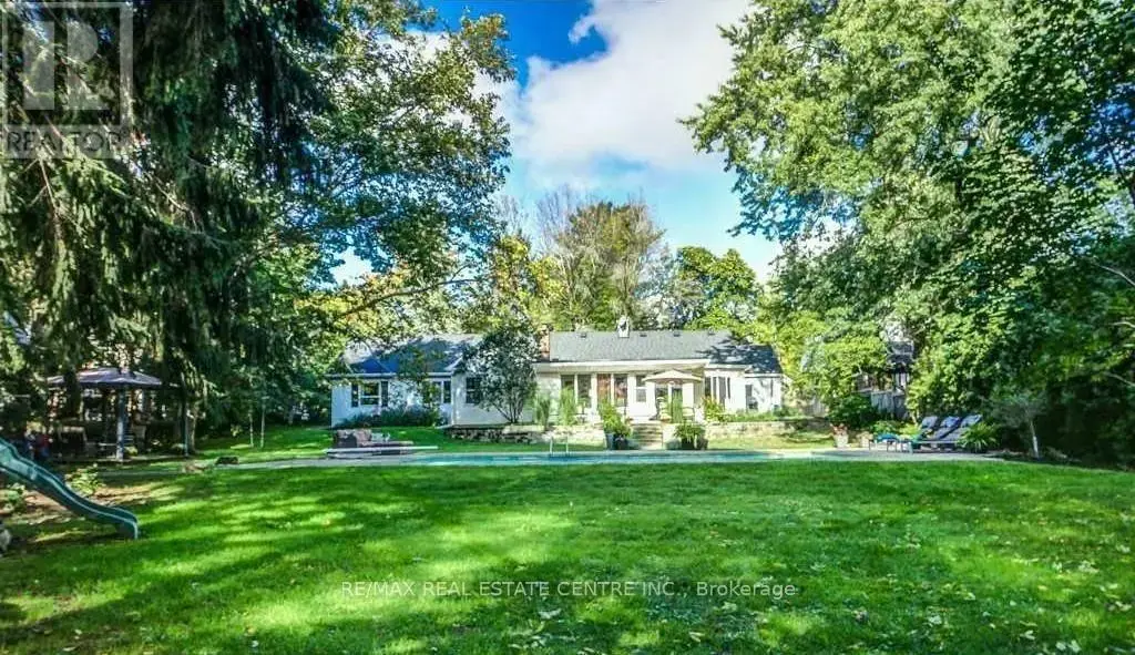 582 Cedar Avenue, Burlington (LaSalle)