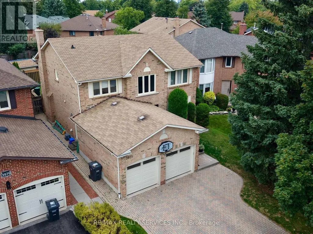 3975 Seebring Crescent, Mississauga (Erin Mills)