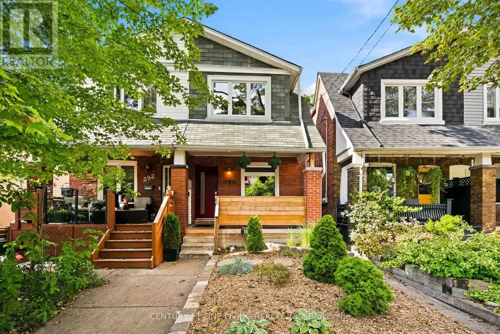294 Gainsborough Road, Toronto (Woodbine Corridor)